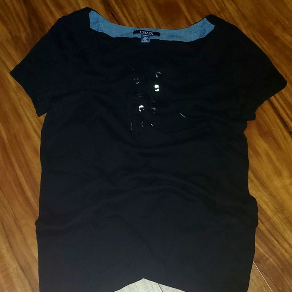 Small, black tee